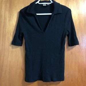 GAP black v-neck fitted top
